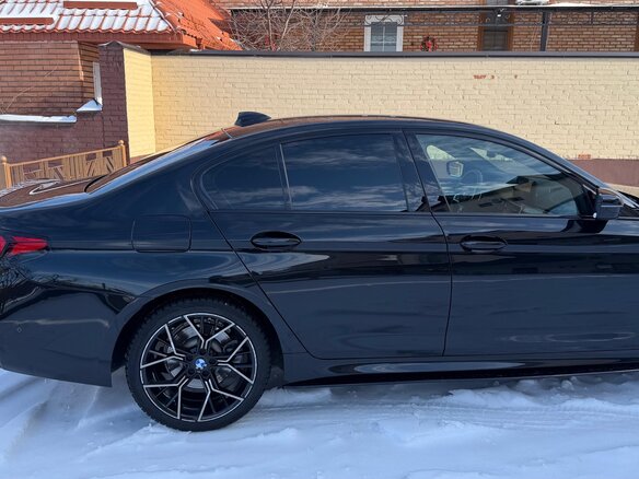 2021 BMW 5 серии 520d xDrive VII (G30/G31/G38) Рестайлинг, чёрный, 3900000 рублей - вид 4