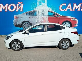 2015 Hyundai Solaris I Рестайлинг, белый, 998000 рублей, вид 5