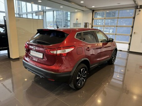 2016 Nissan Qashqai II, красный, 1399000 рублей, вид 4