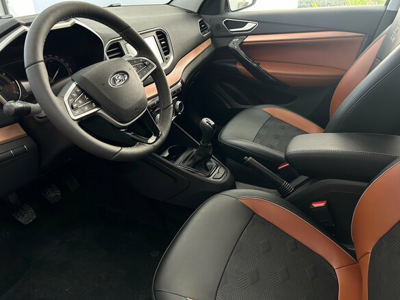 2026 Lada (ВАЗ) Vesta SW Cross I Рестайлинг (NG), белый - вид 5