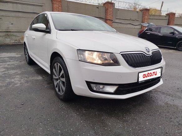 2014 Skoda Octavia III (A7), белый, 1120000 рублей - вид 4