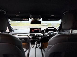 2022 BMW 5 серии 523d xDrive VII (G30/G31/G38) Рестайлинг, чёрный, 4400000 рублей, вид 4