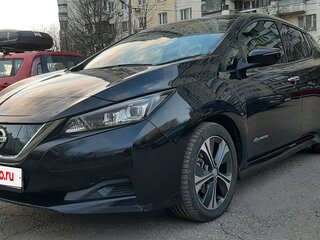 2017 Nissan Leaf II (ZE1), чёрный, 1660000 рублей, вид 1