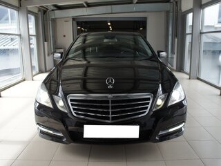 2012 Mercedes-Benz E-Класс 200 7G-Tronic IV (W212, S212, C207), чёрный, 1429000 рублей, вид 2