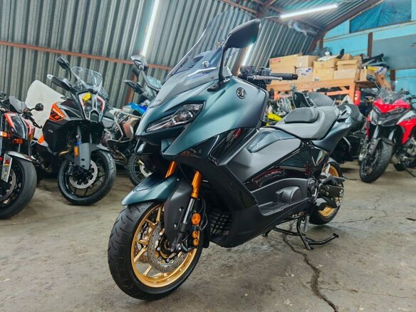 2022 Yamaha TMAX, зелёный, 1430000 рублей - вид 1