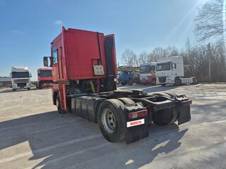 2005 Renault Magnum, красный, 1100000 рублей, вид 4