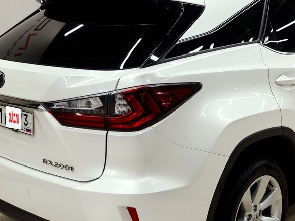 2017 Lexus RX 200t IV, белый, 3500000 рублей - вид 18