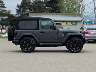 2021 Jeep Wrangler IV (JL), серый, 6500000 рублей, вид 2