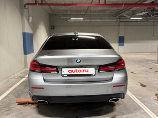 2020 BMW 5 серии 530i xDrive VII (G30/G31/G38) Рестайлинг, серебристый, 5100000 рублей, вид 5