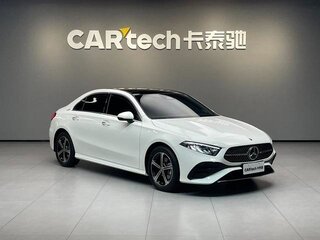 2025 Mercedes-Benz A-Класс 180 IV (W177) Рестайлинг, белый, 2650000 рублей, вид 3
