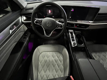 2024 Volkswagen Tavendor I, чёрный, 4450000 рублей, вид 4