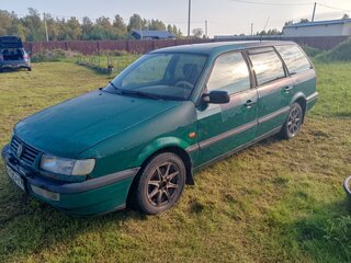 1994 Volkswagen Passat B4, зелёный, 100000 рублей, вид 2