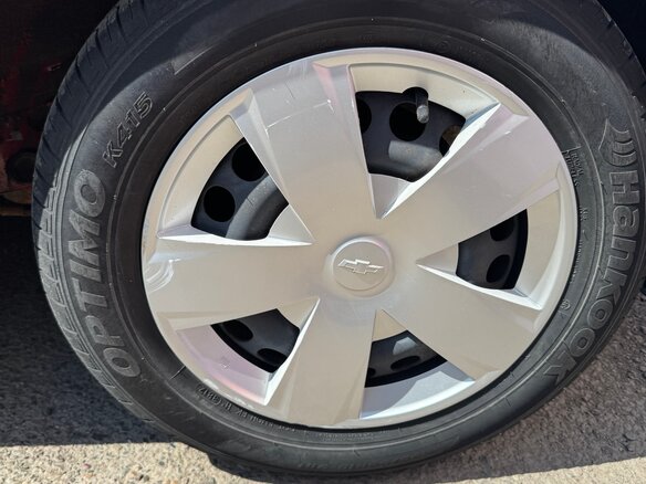 2012 Chevrolet Aveo II, красный, 750000 рублей - вид 8