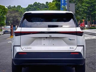 2025 Toyota bZ3X 50 kWh, белый, 2256620 рублей, вид 5