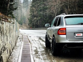 2003 Porsche Cayenne S I (955), серебристый, 900000 рублей, вид 4