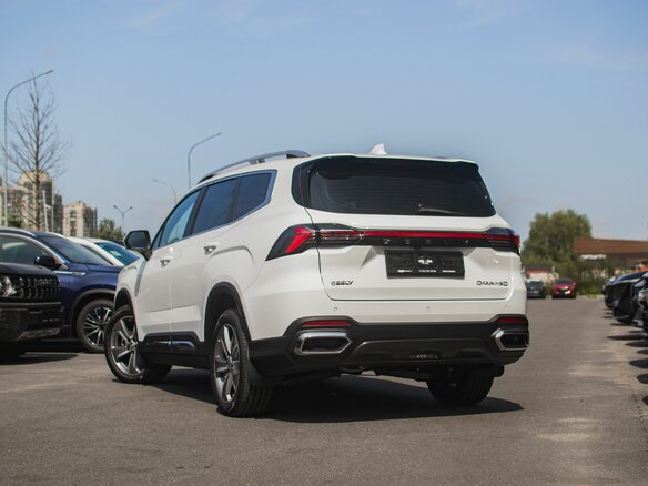 2026 Geely Okavango I Рестайлинг, белый, 3870900 рублей - вид 9