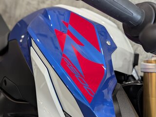 2025 BMW F 900 R, синий, 1180000 рублей, вид 3