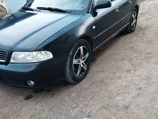 2000 Audi A4 I (B5) Рестайлинг, чёрный, 480000 рублей, вид 1