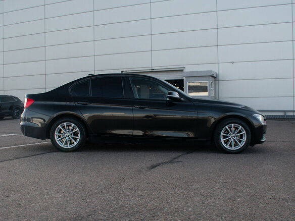2013 BMW 3 серии 320i VI (F3x), чёрный, 1359000 рублей - вид 3
