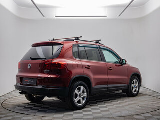 2012 Volkswagen Tiguan I Рестайлинг, красный, 945000 рублей, вид 5