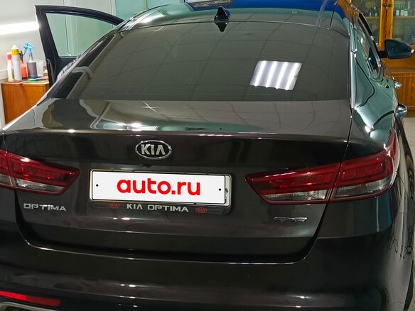 2017 Kia Optima IV, коричневый - вид 12