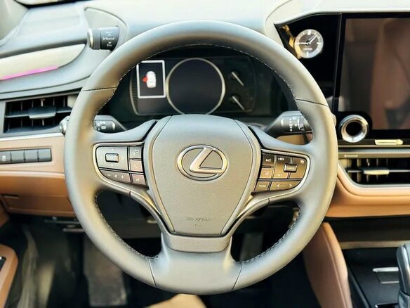 2025 Lexus ES 200 VII Рестайлинг 2, белый, 5690000 рублей - вид 11
