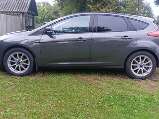 2018 Ford Focus III Рестайлинг, серый, 1420000 рублей, вид 4