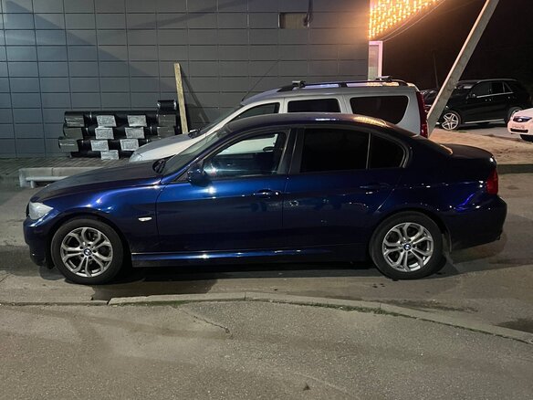 2011 BMW 3 серии 318i V (E90/E91/E92/E93) Рестайлинг, синий, 970000 рублей - вид 12