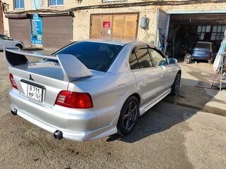 2001 Mitsubishi Galant VIII Рестайлинг, серебристый, 300000 рублей, вид 2