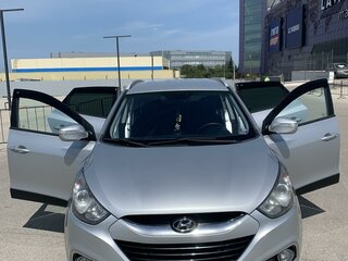 2011 Hyundai ix35 I, серебристый, 1465000 рублей, вид 2