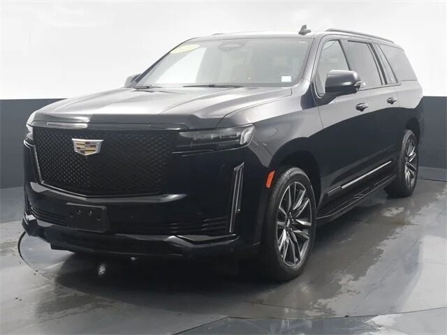 Открыть фотографии: Cadillac Escalade V