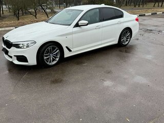 2019 BMW 5 серии 540d xDrive VII (G30/G31/G38), белый, 4500000 рублей, вид 2