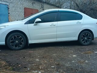 2013 Peugeot 408 I, белый, 650000 рублей, вид 2