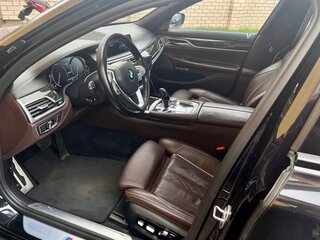 2017 BMW 7 серии Long 740Ld xDrive VI (G11/G12), чёрный, 4270865 рублей, вид 4