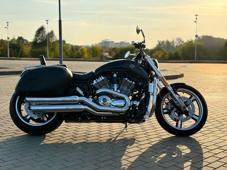 2016 Harley-Davidson V-Rod Muscle, чёрный, 2340000 рублей, вид 4