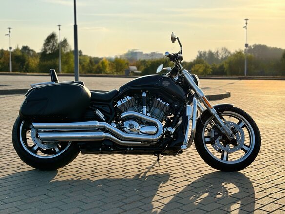 2016 Harley-Davidson V-Rod Muscle, чёрный, 2340000 рублей - вид 4