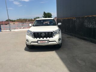 2016 Toyota Land Cruiser Prado 150 Series Рестайлинг 1, белый, 4500000 рублей, вид 2