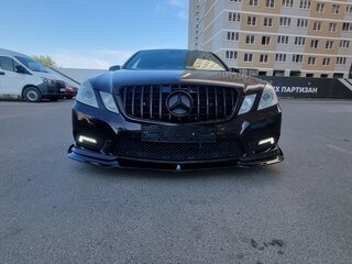 2010 Mercedes-Benz E-Класс 300 IV (W212, S212, C207), красный, 1500000 рублей, вид 3