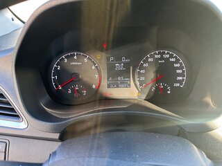 2018 Hyundai Solaris II, белый, 1190000 рублей, вид 2