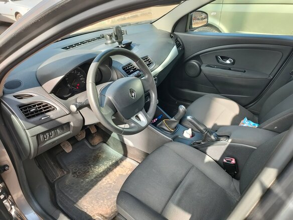 2011 Renault Megane III, серый, 730000 рублей - вид 7