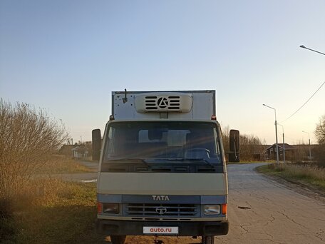 2007 TATA 613, бежевый, 690000 рублей, вид 3