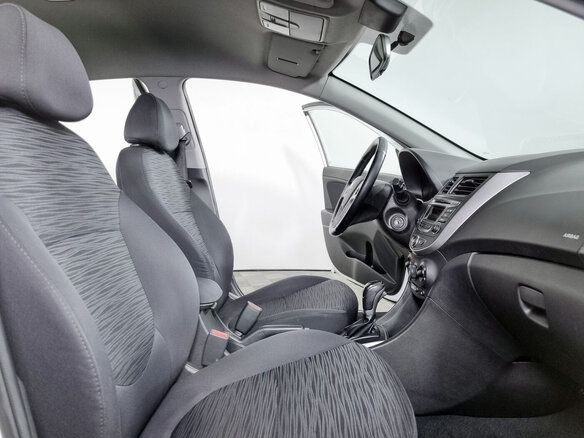 2014 Hyundai Solaris I Рестайлинг, белый, 1130000 рублей - вид 10