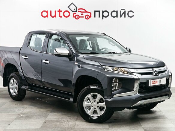 2022 Mitsubishi L200 V Рестайлинг, серый, 3990000 рублей - вид 2