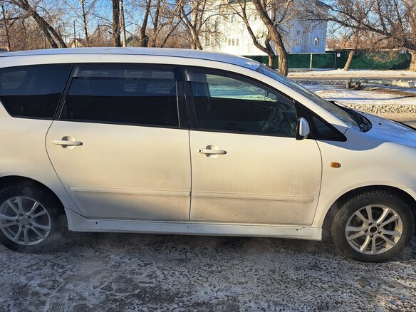 2002 Toyota Ipsum II (M20), белый, 1111111 рублей - вид 2