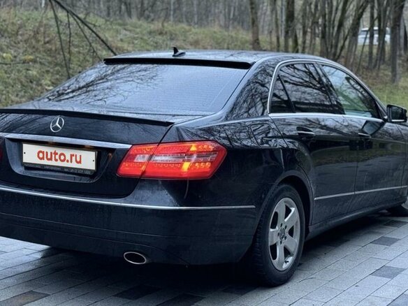2009 Mercedes-Benz E-Класс 350 IV (W212, S212, C207), чёрный, 1310000 рублей - вид 8