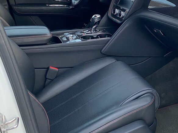2019 Bentley Bentayga I, белый, 11400000 рублей - вид 8
