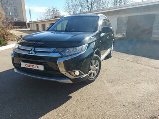 2016 Mitsubishi Outlander III Рестайлинг 2, чёрный, 1870000 рублей, вид 1