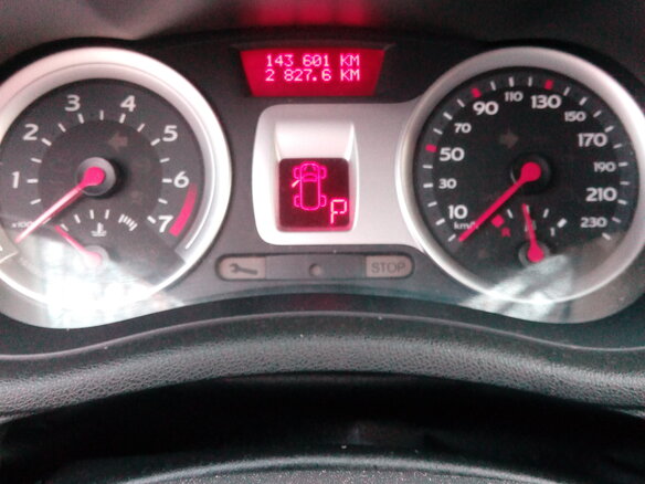 2007 Renault Clio III, красный - вид 4