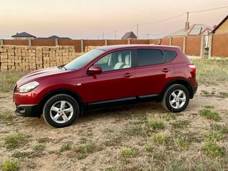 2012 Nissan Qashqai I Рестайлинг, красный, 1490000 рублей, вид 4