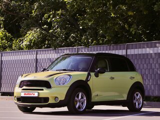 2011 Mini Countryman Cooper S I, жёлтый, 1250000 рублей, вид 1